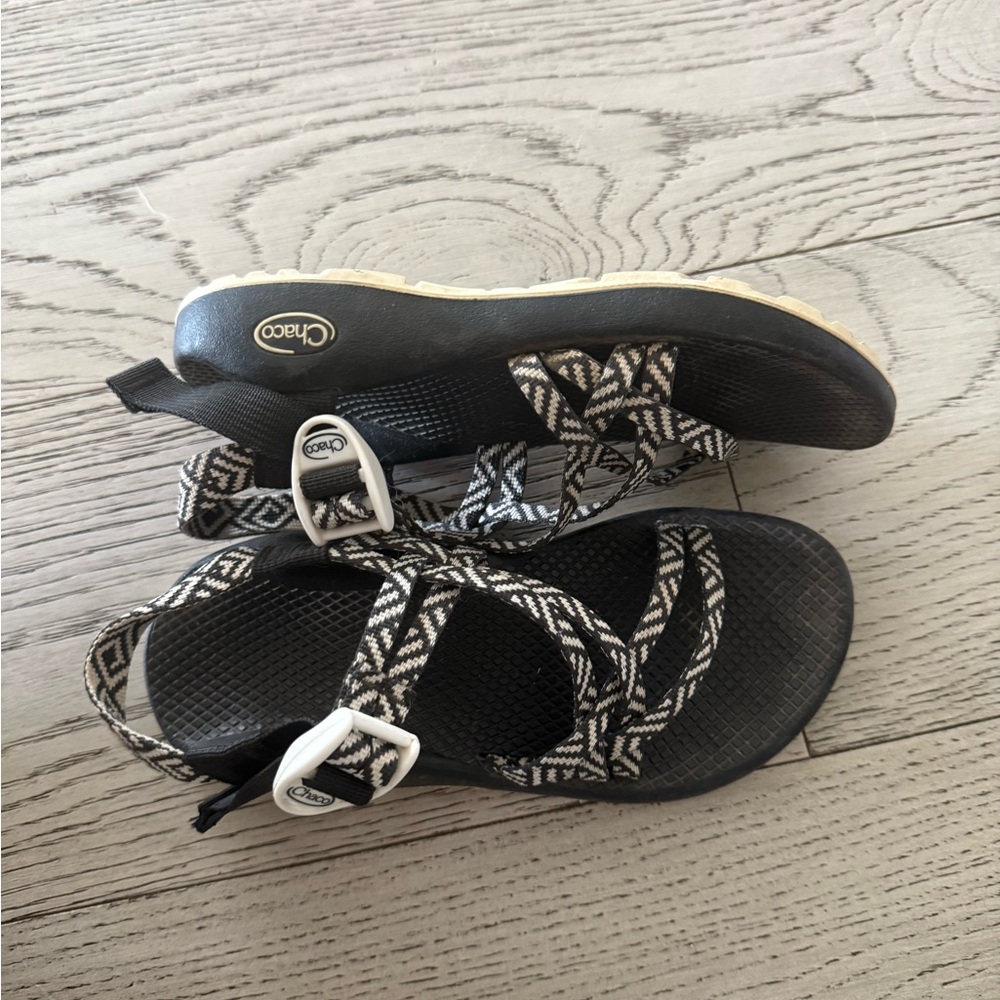 Black and white chacos